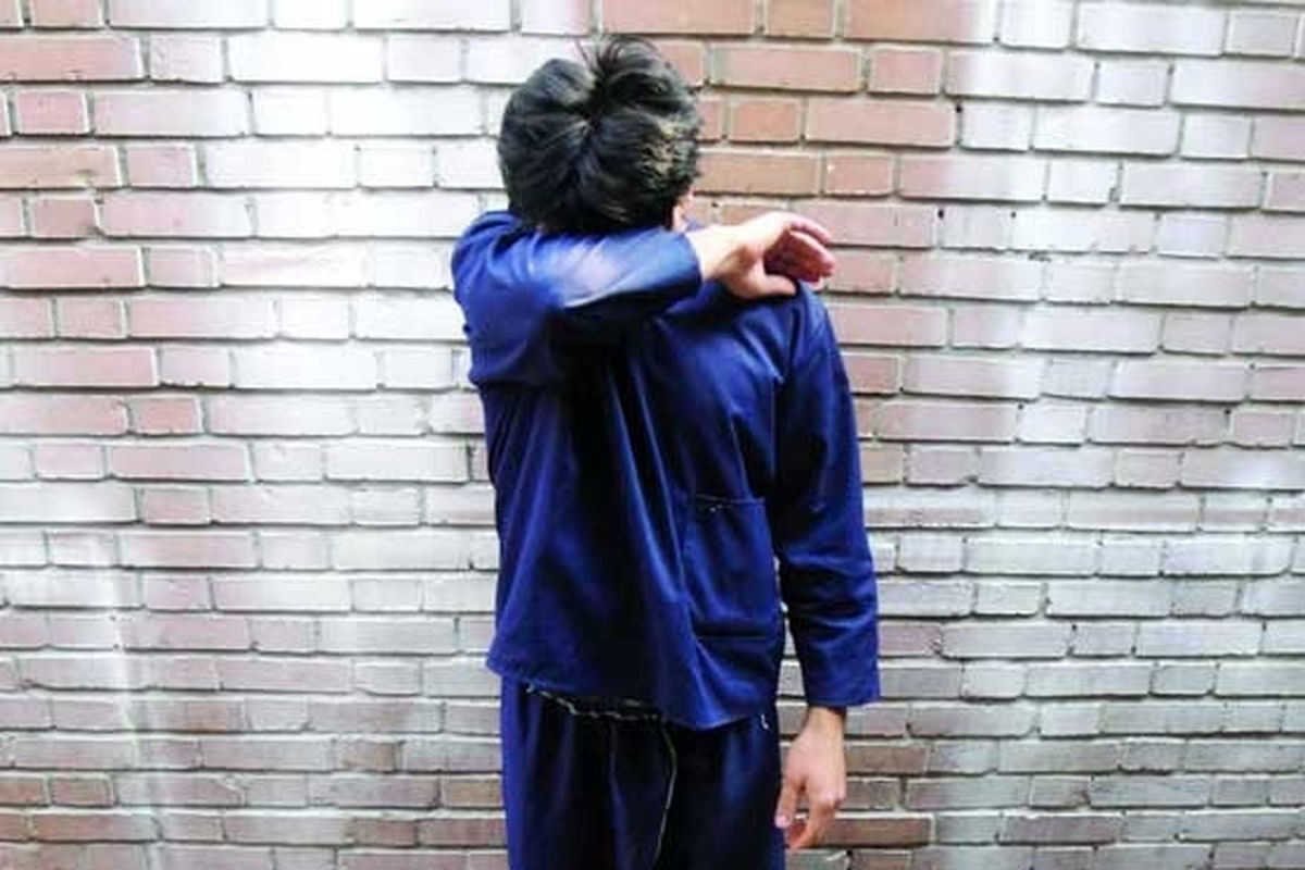 قتل راننده وانت با ضربه قیچی