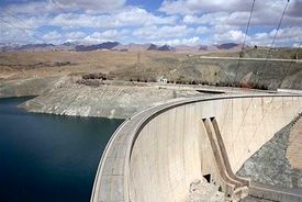 وضعیت بحرانی سد زاینده‌رود/ذخیره آب به 11 درصد رسید 