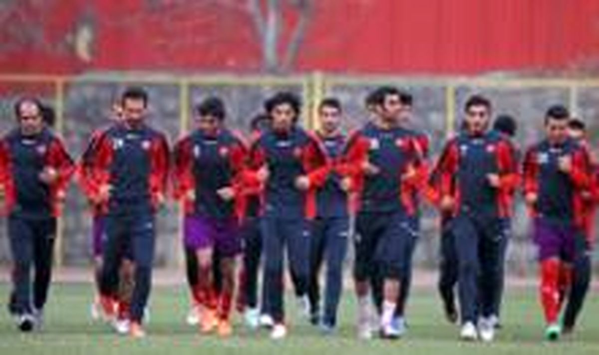 با هدف شرکت در جشن قهرمانی؛ پرسپولیس با ۲۳ بازیکن راهی اهواز شد
