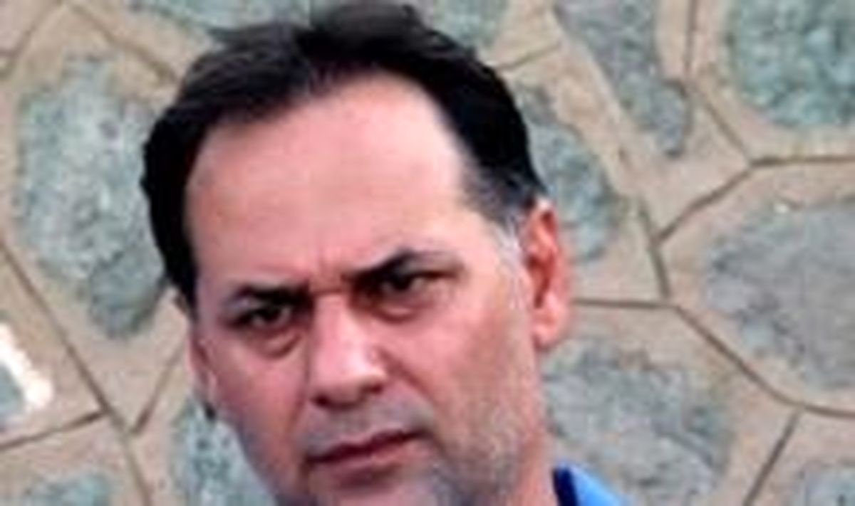 نامجومطلق: اردوی آفریقای جنوبی در شان فوتبال ایران نیست / در تهران اردو داشتیم بهتر بود