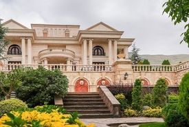 تحویل ویلای ۸ هزار متری متهم چای دبش به بانک ملت