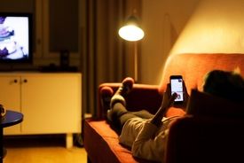 عصر ارتباطات؛ پارادوکس اتصال دیجیتال و انزوای انسانی