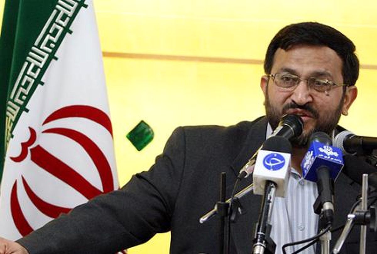 برخی عناصر منحرف در بعضی دستگاه های فرهنگی تصمیم سازی می کنند / چه لزومی دارد اهالی فرهنگ را مستغنی از ارشاد بدانیم
