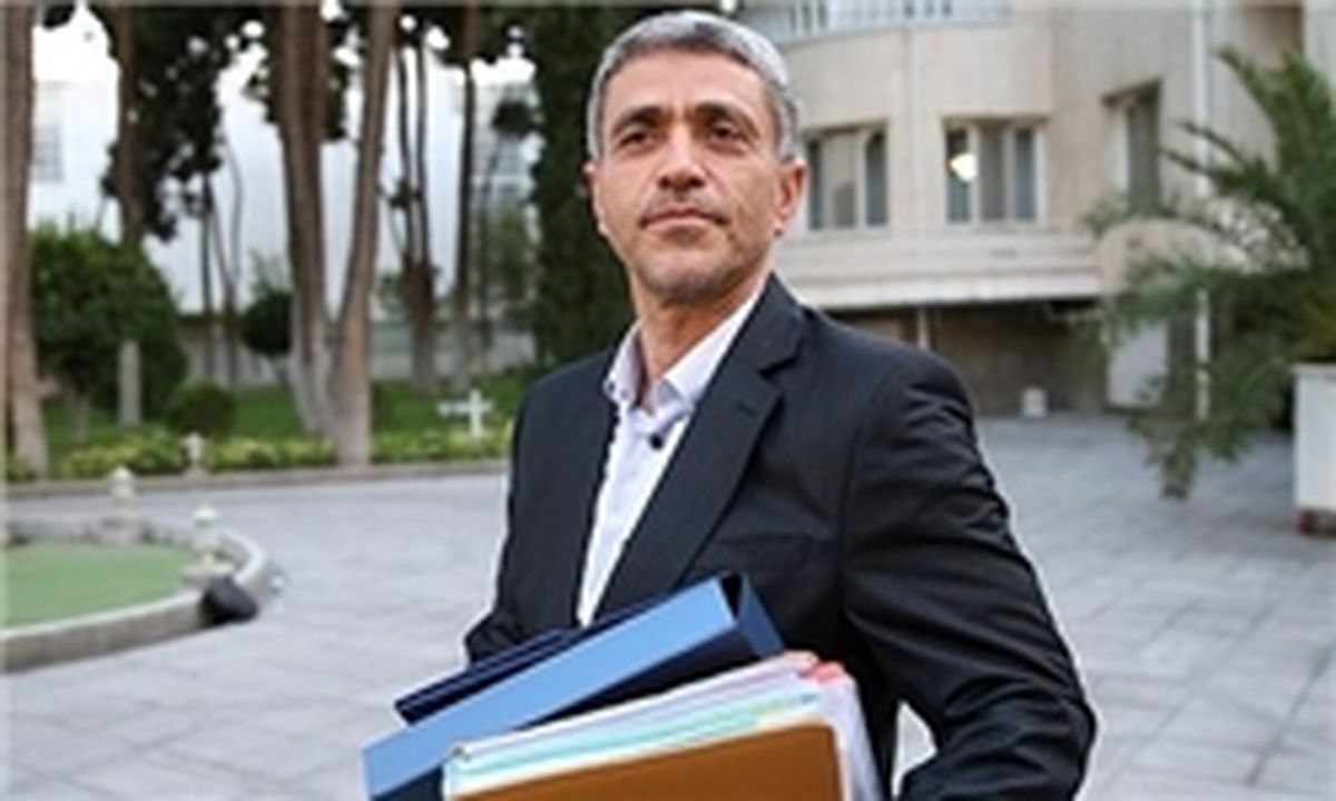 احتمال کارت زرد مجلس به وزیر اقتصاد