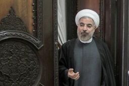 ریخت وپاش های دولتی همزمان با دعوت مردم به انصراف از یارانه توهین به مردم است