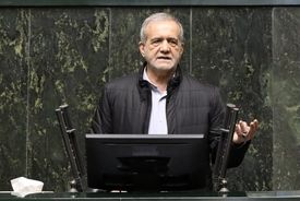 پزشکیان: لایحه بودجه ۱۴۰۵ آتش تورم را کم‌رمق و گرانی را کنترل می‌کند
