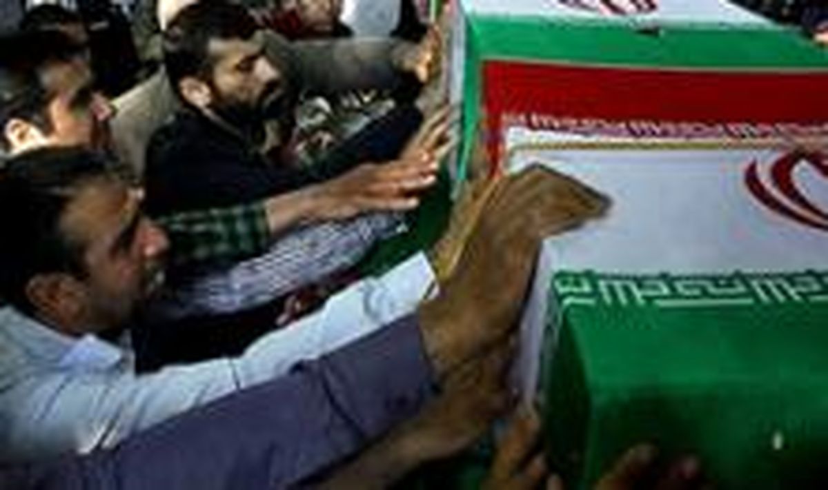 پیکر سرهنگ آزاده جانبار احمد احمدشیروانی تشییع شد