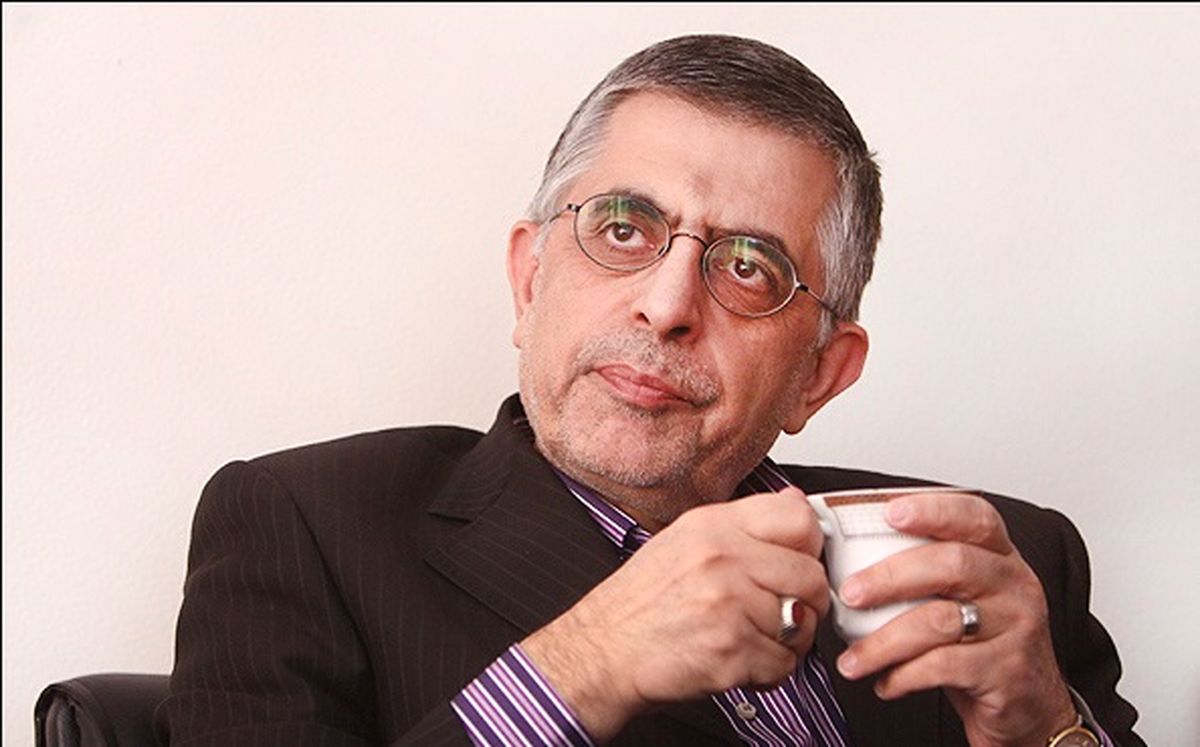 قالیباف و برگه های در دستش من را یاد احمدی نژاد در مناظره های ۸۸ انداخت / تحلیلی از مناظره امروز و عملکرد کاندیدهای ریاست جمهوری