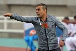 ویسی: درخواست فدراسیون فوتبال از باشگاه ها غیرمنطقی است