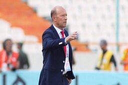 سرمربی پرسپولیس گزینه سرمربیگری تیم ملی فوتبال امارات!