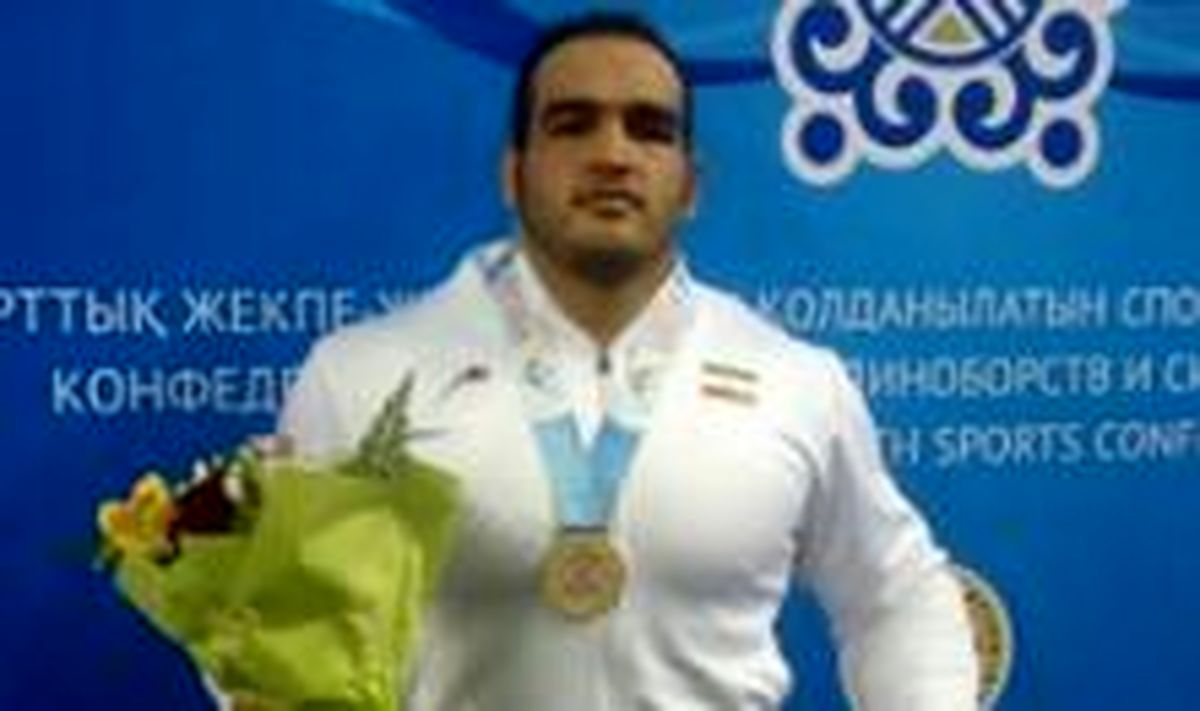 مهدی زاده: برای حفظ دوبنده تیم ملی می جنگم / خوشحالم در نخستین حضورم به طلا رسیدم