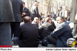 چرا رانندگان تاکسی مقابل نهاد ریاست جمهوری تجمع کردند؟