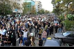 راهپیمایی دانشجویان در حمایت از دستاوردهای هسته ای پس از نماز جمعه تهران