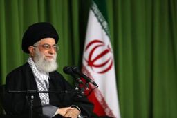 تکثیر نسل و جلوگیری از کاهش جمعیت جوان کشور " مسئله حیاتی " است