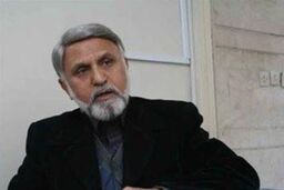 برخی به بهانه نقد هرچه به زبانشان می آید می گویند