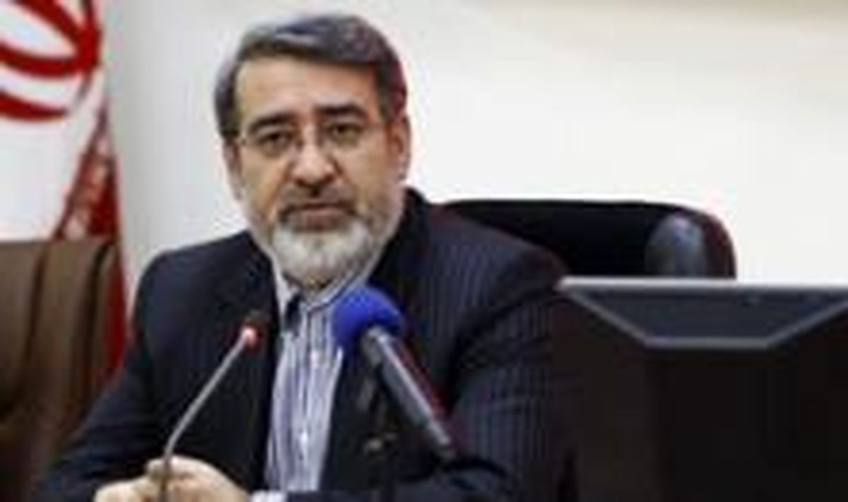 وزیر کشور به دیدار رئیس جمهور در ساری رفت