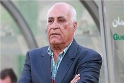 یاوری: سلام نظامی به دایی نمی‌دهم
