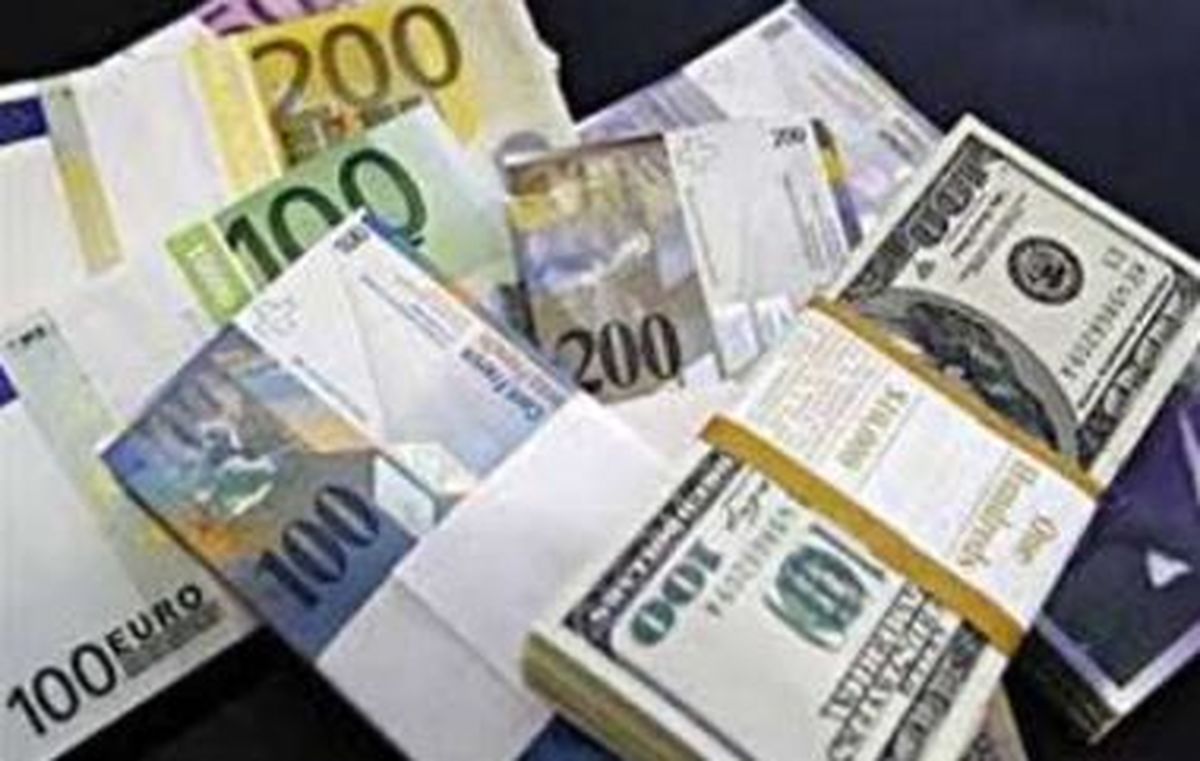 صادرات از واردات پیشی گرفت / ۱۰۰ درصد ارز صادراتی در بازار فروخته شد