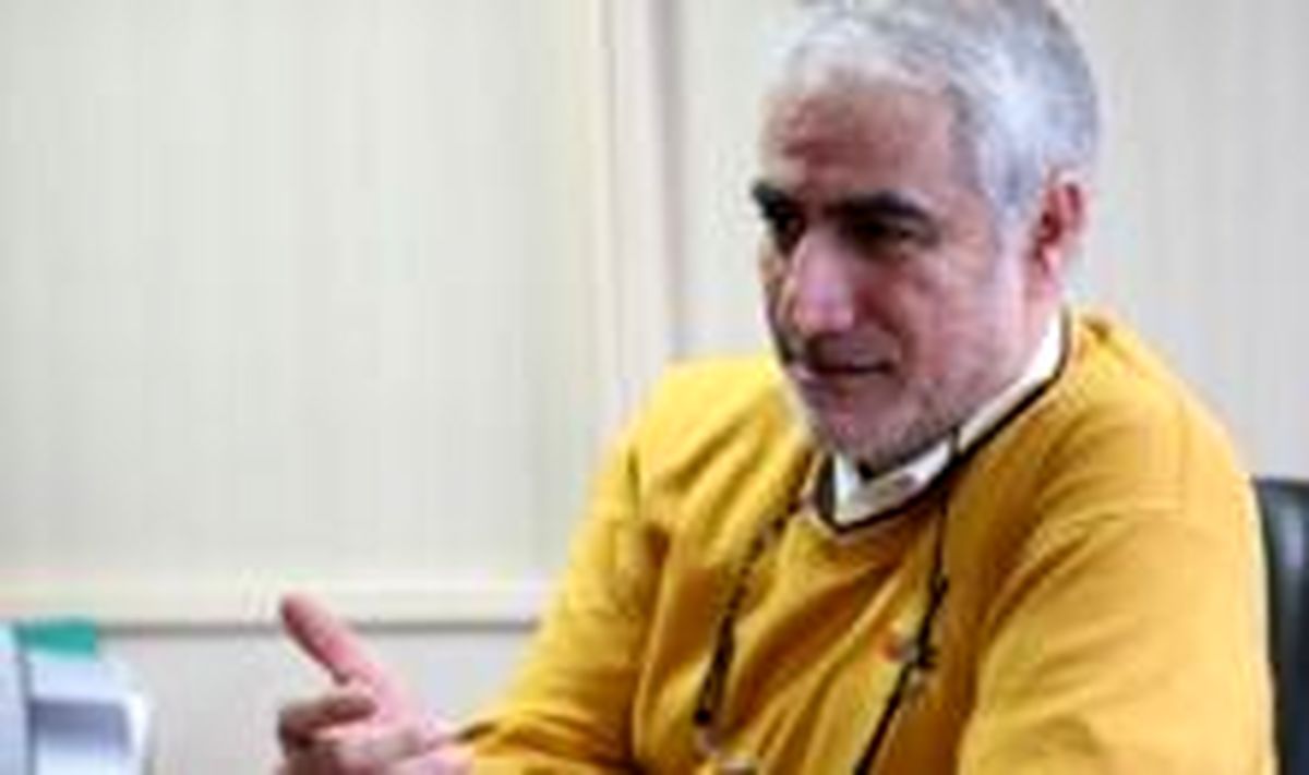 هراتی برکنار شد / دانشگاه آزاد جای اقدامات سیاسی نیست