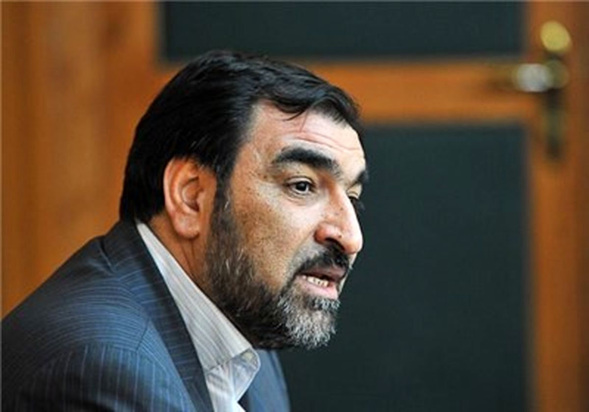 اظهارنظرهای عادل آذر درباره عملکرد اقتصادی دولت دهم