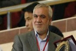 درخواست فتح الله زاده از بازیکنان استقلال / حضور برخی هواداران بدون بلیت