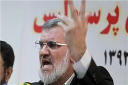 قهرمان ملی، این شما و این پرسپولیس