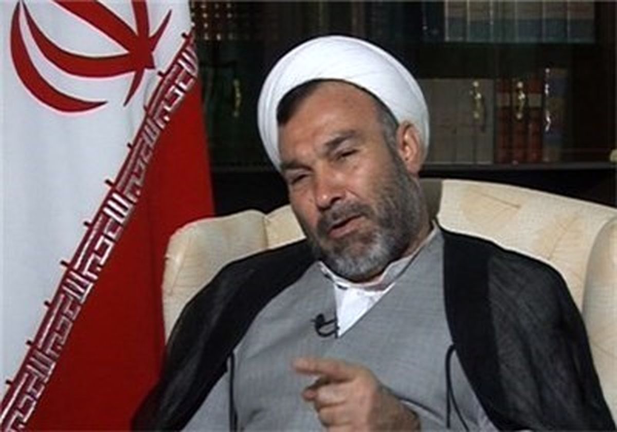 حضور ظریف و ربیعی در جلسه غیر علنی مجلس