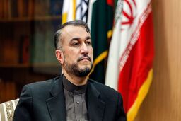 امیرعبداللهیان: ظریف به ما یاد داد که می توان بدون هیچ امکاناتی یک دیپلمات موفق بود