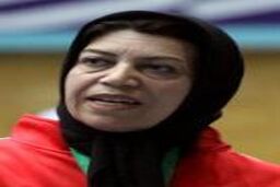 صادقی: نباید از بانوان توقعات زودهنگام داشت