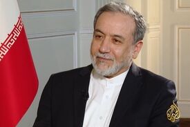 عراقچی: آسمان اسرائیل در جنگ 12روزه در اختیار موشک‌های ایران بود 