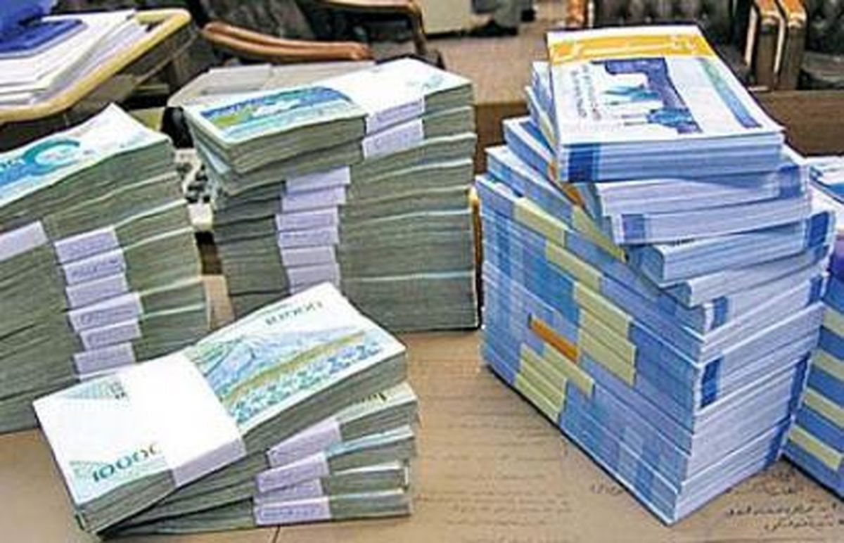 افزایش سود سپرده های بانکی موجب افزایش رکود و تورم می شود / انتقاد از سیاست های اقتصادی بانک مرکزی