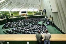 تیم مذاکره کننده هوشیارانه روی تک تک کلمات توافق حساسیت نشان دهند