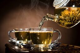 طرز تهیه دمنوش به پرخاصیت و خوش عطر و طعم