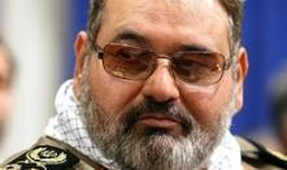 سرلشکر فیروزآبادی سالروز تاسیس سپاه پاسداران را تبریک گفت