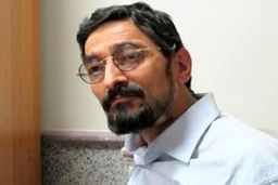 هشدار زیباکلام درباره تبعات تعمیر هواپیماهای ایران توسط شرکت های آمریکایی