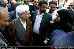 هاشمی رفسنجانی از کتابخانه ملی بازدید کرد