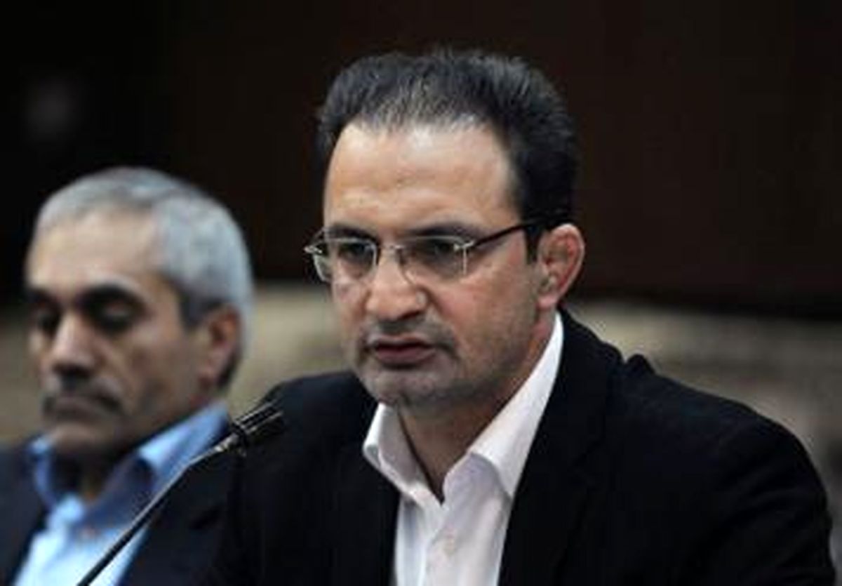 خادم: خیلی ها نتوانستند تضمین های لازم و کافی برای اسپانسری استقلال را بدهند