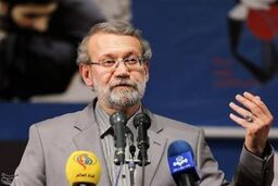لاریجانی: روحانی در قضیه مک فارلین نقشی نداشته است