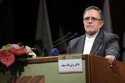 موسسه اعتباری غیرمجاز فعالی در کشور وجود ندارد.