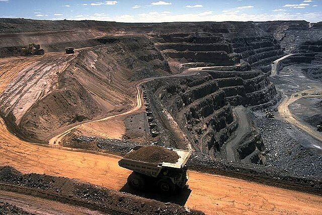 سهم بخش معدن از GDP ایران، عددی کوچک اما زنگ خطری بزرگ!
