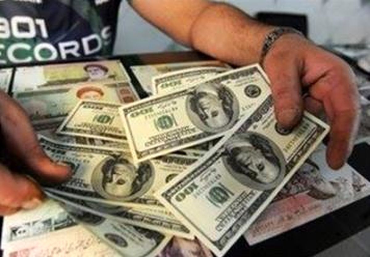 بازگشت دلار به کانال ۳۰۰۰ تومان