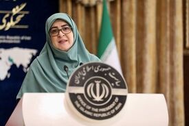مهاجرانی: ایران دیپلماسی را به جنگ ترجیح می‌دهد
