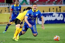 نوروزی: بازیکنی در لیگ برتر میلیاردی پول گرفت و فقط ۳ گل زد!