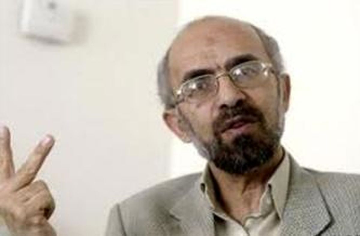 شعار اعتدال انقلابی گری را کمرنگ نکند / برخی اعضای دولت هنوز مشغول کار تجاری هستند