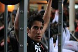 حاتمی: پرسپولیس می تواند با لغزش رقبا و نیم نگاه وزارت قهرمان شود / ۲۰ درصد گرفته ام
