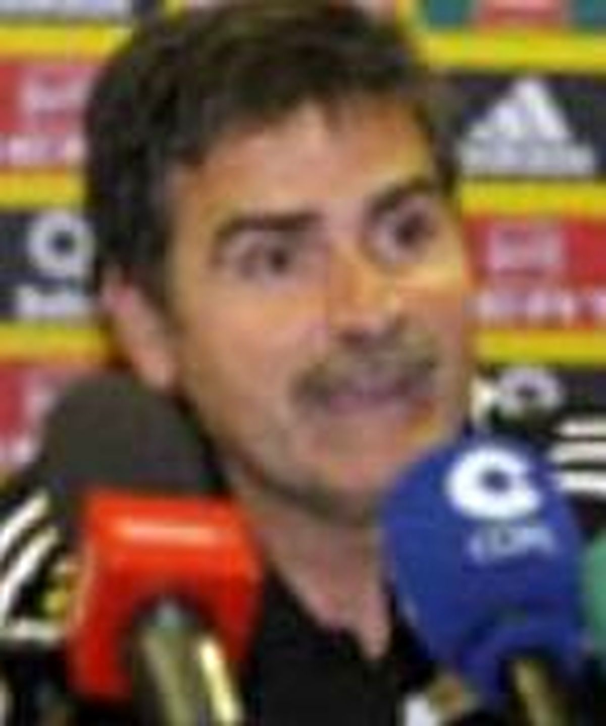 کاندلاس: گلزنی زیاد نباید انگیزه بازیکنان را مقابل حریفان بعدی کم کند