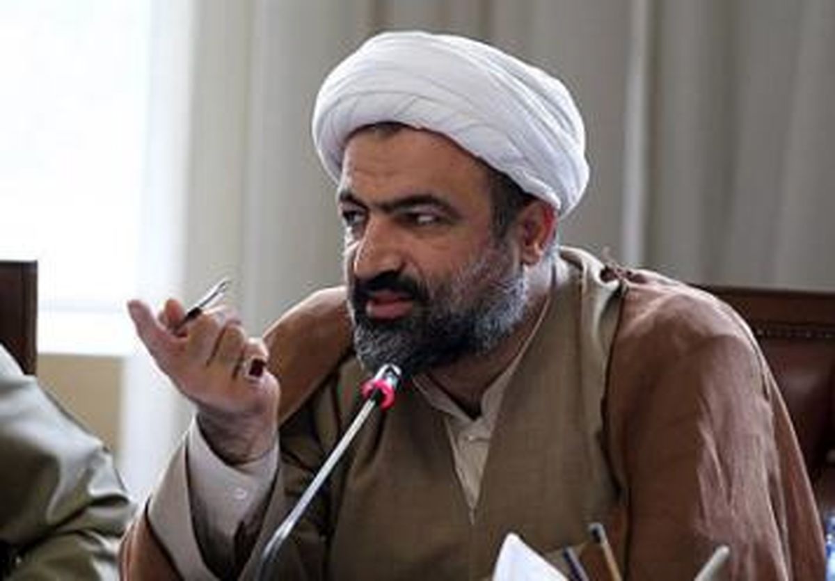 پلیس راهور اگر با استاندارد و صنعت اختلافی دارد بخش خصوصی نباید تاوان بدهد