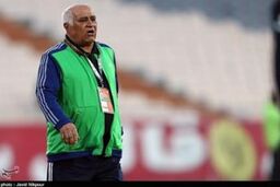 یاوری باز هم با خبرنگاران صحبت نکرد