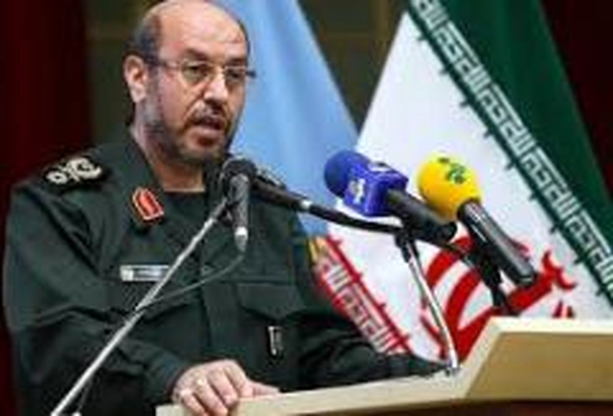 دشمن در موضع دشمنی همواره استوار است
