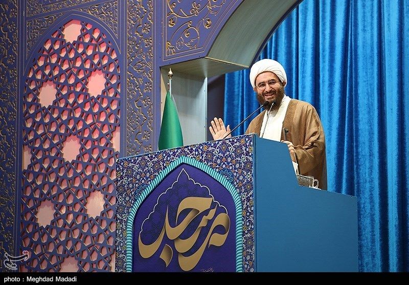  حاج‌ علی‌اکبری: با وحدت می‌توان در برابر ویروس تفرقه ایستاد 